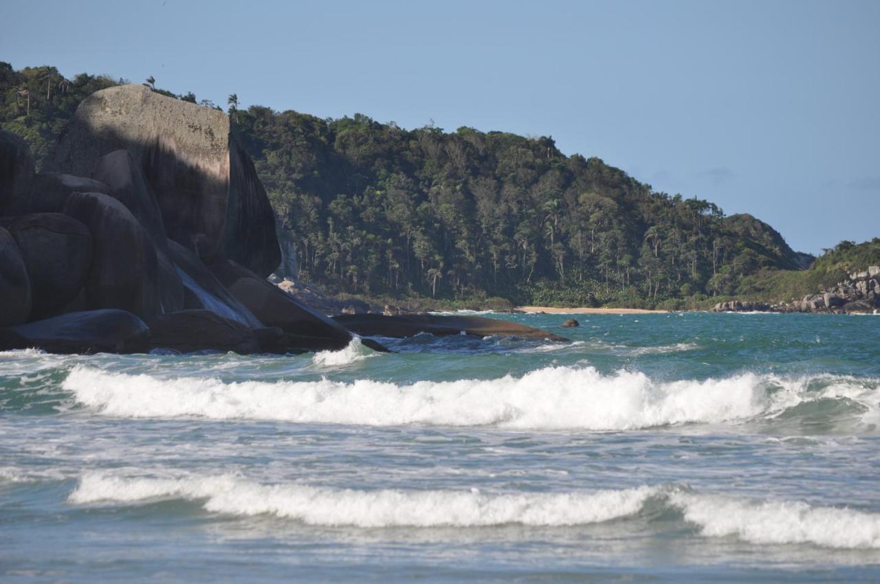 Apartamentos Bombinhas - 140 Metros Da Praia Esterno foto