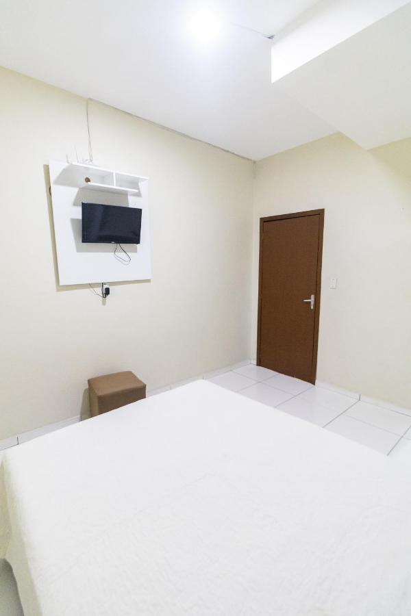 Apartamentos Bombinhas - 140 Metros Da Praia Esterno foto