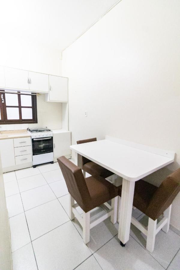 Apartamentos Bombinhas - 140 Metros Da Praia Esterno foto