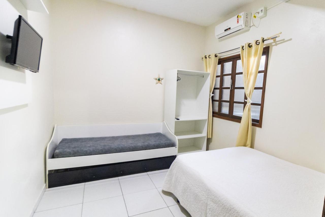 Apartamentos Bombinhas - 140 Metros Da Praia Esterno foto