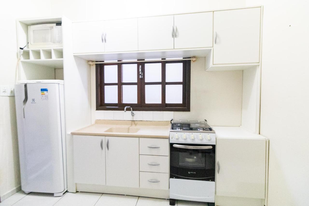Apartamentos Bombinhas - 140 Metros Da Praia Esterno foto