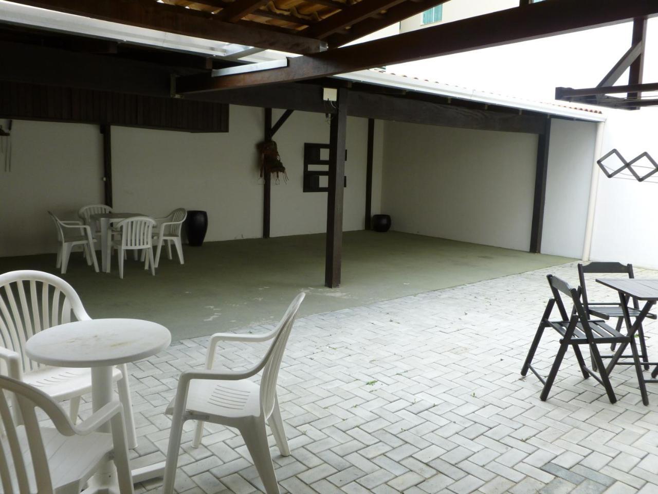 Apartamentos Bombinhas - 140 Metros Da Praia Esterno foto